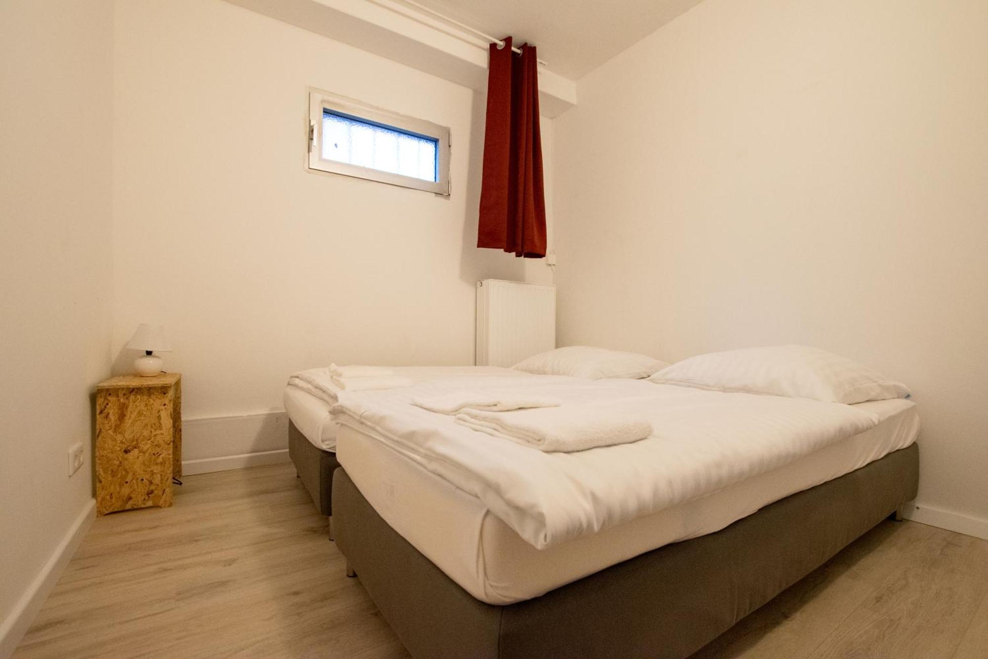 Spacious House Дюссельдорф Номер фото
